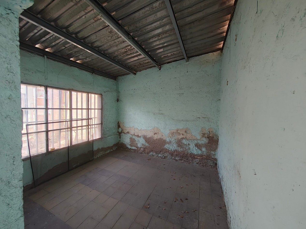 VENTA DE CASA CON 3 DORMITORIOS EN BARRIO SANTA ANA, GUAYMALLEN