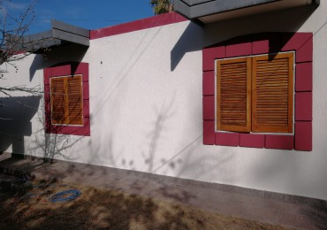 INMOESTATE VENDE CASA DE DOS PISOS EN GUAYMALLEN, MENDOZA