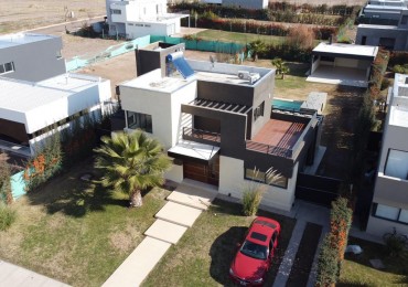 INMOESTATE ALQUILA EXCLUSIVA CASA EN BARRIO CARRASCAL - LUNLUNTA, LUJAN DE CUYO, MENDOZA