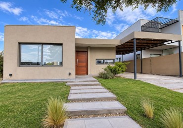 INMOESTATE ALQUILA CASA EN LOMAS DE RUSSELL, MAIPU, MENDOZA